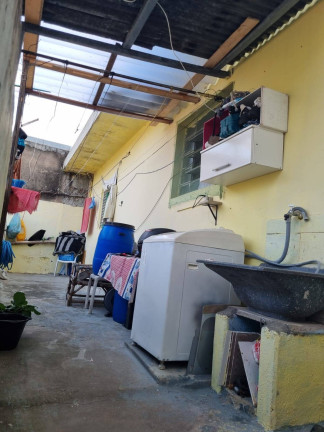 Imagem Casa com 2 Quartos à Venda, 250 m² em Taboão - Diadema