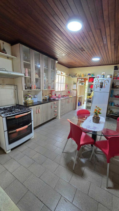 Imagem Casa com 3 Quartos à Venda, 255 m² em Lírio Do Vale - Manaus Imagem Casa com 3 Quartos à Venda, 255 m² em Lírio Do Vale - Manaus