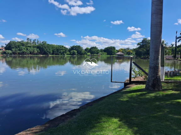 Fazenda à Venda, 180 m² em Marinas Do Paranapanema - Santa Inês