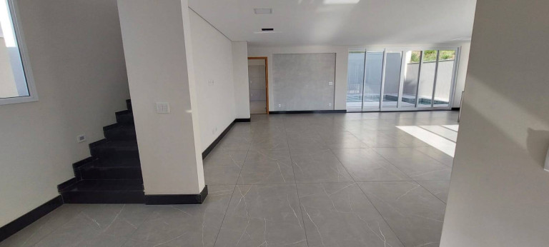Imagem Sobrado com 3 Quartos à Venda, 450 m² em Condomínio Residencial Jaguary - São José Dos Campos
