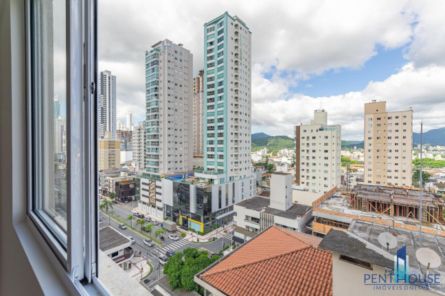 Imagem Apartamento com 3 Quartos à Venda, 139 m² em Centro - Balneário Camboriú