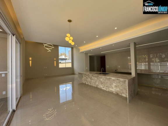Imagem Casa com 4 Quartos à Venda, 450 m² em Condomínio Do Lago - Goiânia Imagem Casa com 4 Quartos à Venda, 450 m² em Condomínio Do Lago - Goiânia