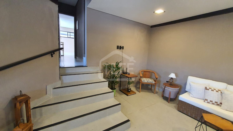 Imagem Casa com 6 Quartos à Venda, 198 m² em Ferradurinha - Armação Dos Búzios Imagem Casa com 6 Quartos à Venda, 198 m² em Ferradurinha - Armação Dos Búzios