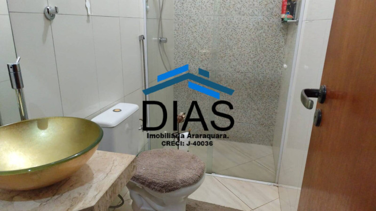 Imagem Casa com 3 Quartos à Venda, 241 m² em Jardim Gardênias - Araraquara Imagem Casa com 3 Quartos à Venda, 241 m² em Jardim Gardênias - Araraquara