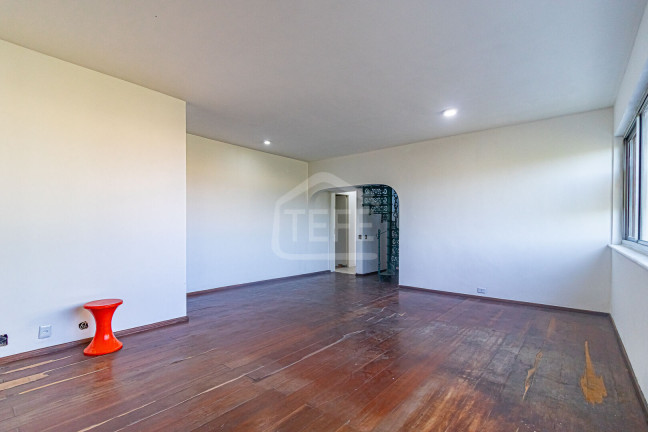 Imagem Cobertura com 4 Quartos à Venda, 270 m² em Laranjeiras - Rio De Janeiro Imagem Cobertura com 4 Quartos à Venda, 270 m² em Laranjeiras - Rio De Janeiro