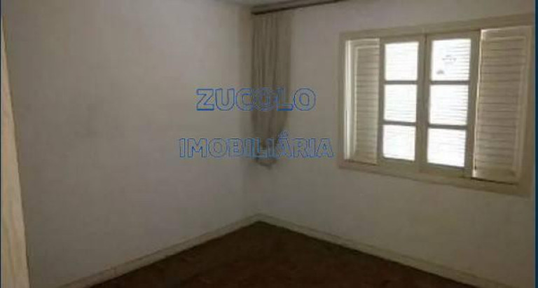 Imagem Sobrado com 3 Quartos à Venda, 230 m² Imagem Sobrado com 3 Quartos à Venda, 230 m²
