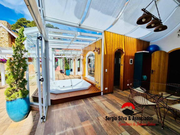 Imagem Casa com 6 Quartos à Venda, 2 m² em Vila Capivari - Campos Do Jordão