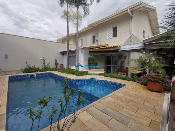 Casa com 4 Quartos à Venda, 240 m² em Medeiros - Jundiaí