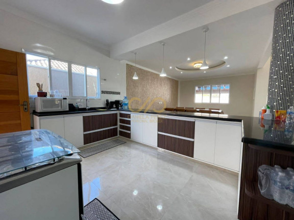 Imagem Casa com 5 Quartos à Venda, 262 m² em Flórida - Praia Grande Imagem Casa com 5 Quartos à Venda, 262 m² em Flórida - Praia Grande