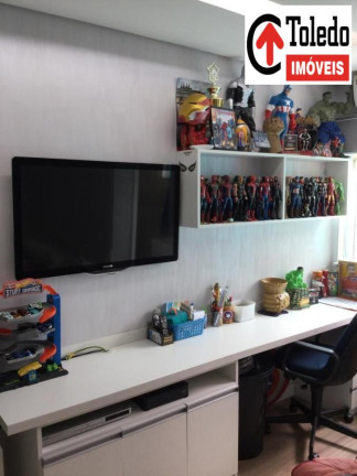 Imagem Casa com 2 Quartos à Venda, 120 m² em Vila Antonieta - São Paulo