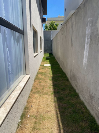 Imagem Casa com 3 Quartos à Venda, 250 m² em Estrada Do Coco - Lauro De Freitas Imagem Casa com 3 Quartos à Venda, 250 m² em Estrada Do Coco - Lauro De Freitas