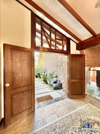 Imagem Casa com 5 Quartos à Venda, 623 m² em Altos De São Fernando - Jandira Imagem Casa com 5 Quartos à Venda, 623 m² em Altos De São Fernando - Jandira