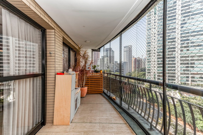 Imagem Apartamento com 3 Quartos à Venda, 145 m² em Vila Nova Conceição - São Paulo