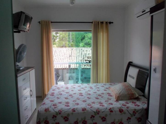 Imagem Casa com 4 Quartos à Venda, 360 m² em Tres Marias - Peruíbe Imagem Casa com 4 Quartos à Venda, 360 m² em Tres Marias - Peruíbe