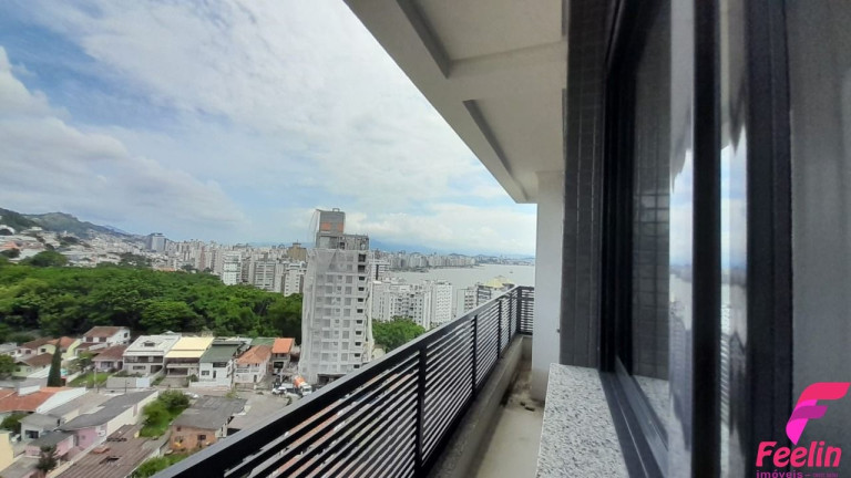 Imagem Apartamento com 3 Quartos à Venda, 123 m² em Agronômica - Florianópolis Imagem Apartamento com 3 Quartos à Venda, 123 m² em Agronômica - Florianópolis