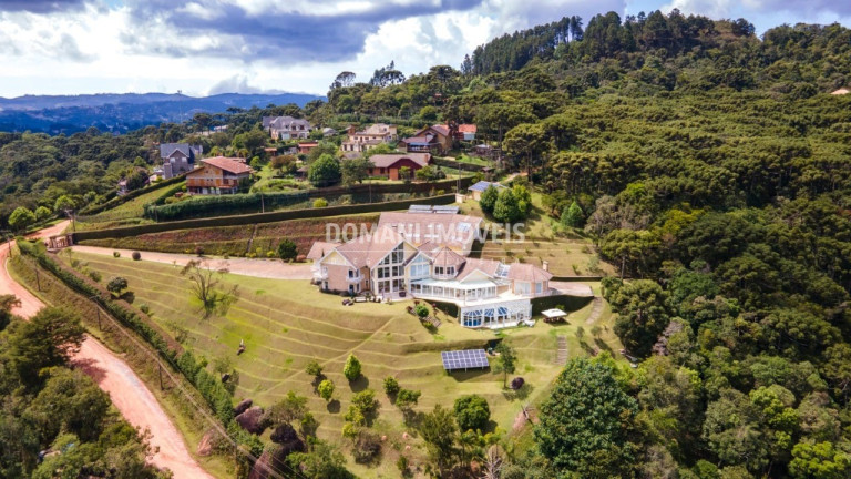Imóvel com 6 Quartos à Venda, 1.640 m² em Região Do Alto Da Boa Vista - Campos Do Jordão