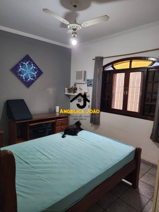 Imagem Casa com 4 Quartos à Venda, 271 m² em São Jorge - Santos Imagem Casa com 4 Quartos à Venda, 271 m² em São Jorge - Santos