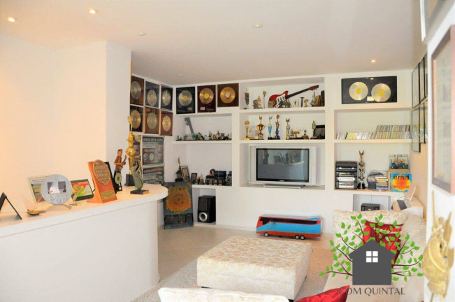 Imagem Casa com 6 Quartos à Venda, 1 m² em Parque Rincão - Cotia