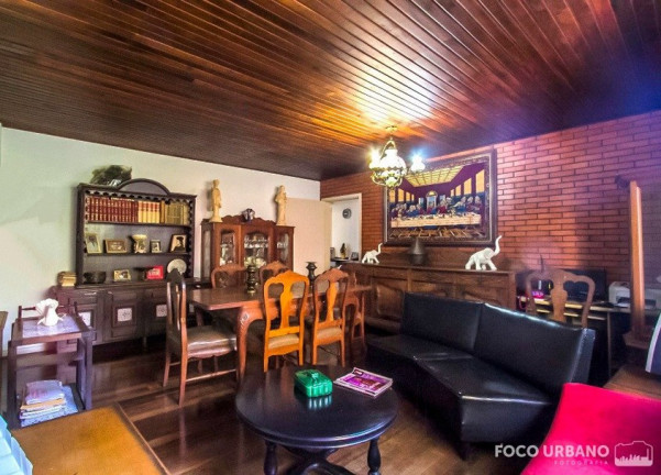 Imagem Apartamento com 3 Quartos à Venda, 177 m² em Petrópolis - Porto Alegre Imagem Apartamento com 3 Quartos à Venda, 177 m² em Petrópolis - Porto Alegre