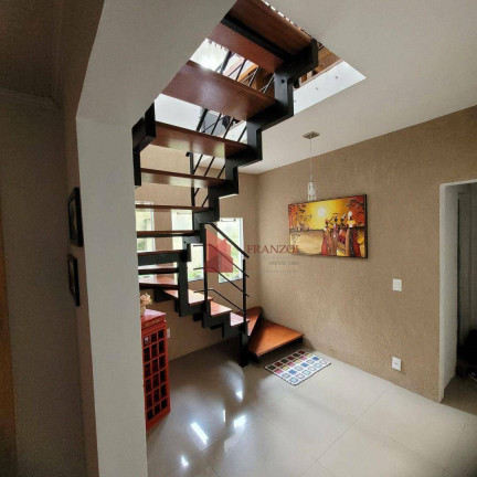 Imagem Sobrado com 4 Quartos à Venda, 260 m² em Dom Bosco - Itajaí Imagem Sobrado com 4 Quartos à Venda, 260 m² em Dom Bosco - Itajaí