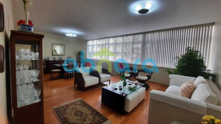 Imagem Apartamento com 4 Quartos à Venda, 230 m² em Copacabana - Rio De Janeiro Imagem Apartamento com 4 Quartos à Venda, 230 m² em Copacabana - Rio De Janeiro