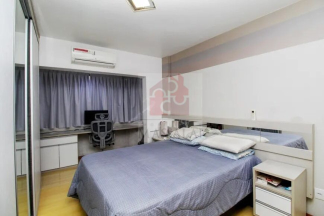 Imagem Apartamento com 2 Quartos à Venda, 75 m² em Santo Antônio - Porto Alegre Imagem Apartamento com 2 Quartos à Venda, 75 m² em Santo Antônio - Porto Alegre