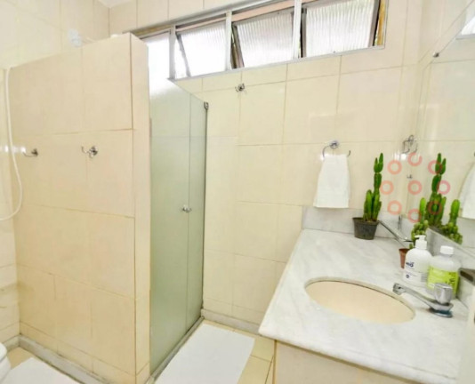 Imagem Apartamento com 2 Quartos à Venda, 75 m² em Savassi - Belo Horizonte