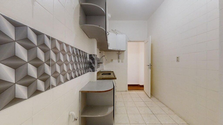 Imagem Imóvel com 2 Quartos à Venda,  em Copacabana - Rio De Janeiro
