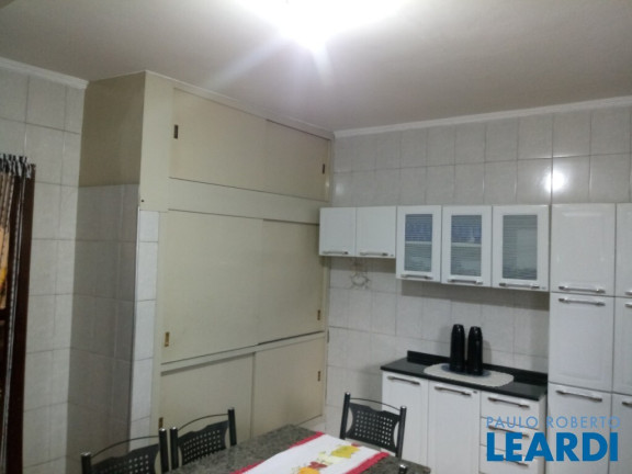 Imagem Sobrado com 3 Quartos à Venda, 168 m² em Jardim Cristiane - Santo André