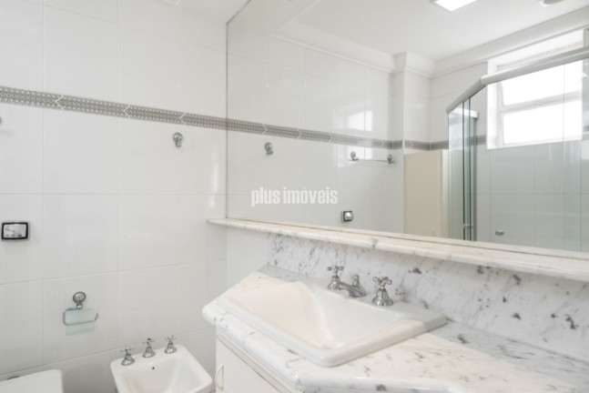 Imagem Apartamento com 3 Quartos à Venda, 210 m² em Jardim Paulista - São Paulo Imagem Apartamento com 3 Quartos à Venda, 210 m² em Jardim Paulista - São Paulo