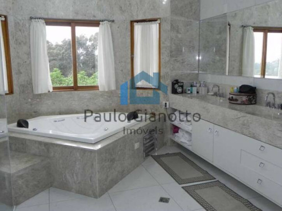 Imagem Casa de Condomínio com 5 Quartos à Venda, 1 m² em águas Da Fazendinha - Carapicuíba
