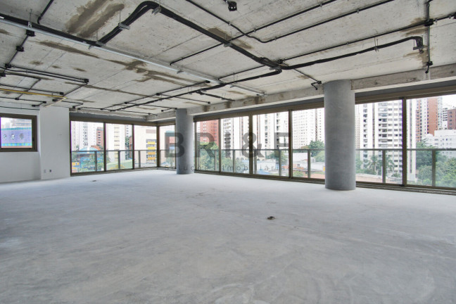 Apartamento com 4 Quartos à Venda, 359 m² em Vila Nova Conceição - São Paulo
