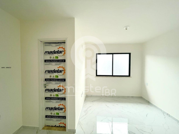 Imagem Casa com 4 Quartos à Venda, 248 m² em Urucunema - Eusébio
