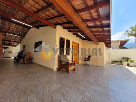 Imagem Casa com 3 Quartos à Venda, 160 m² em Getuba - Caraguatatuba