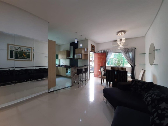 Imagem Casa com 3 Quartos à Venda, 156 m² em Tarumã - Manaus