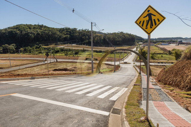 Imagem Terreno à Venda, 240 m² em Araquari Imagem Terreno à Venda, 240 m² em Araquari