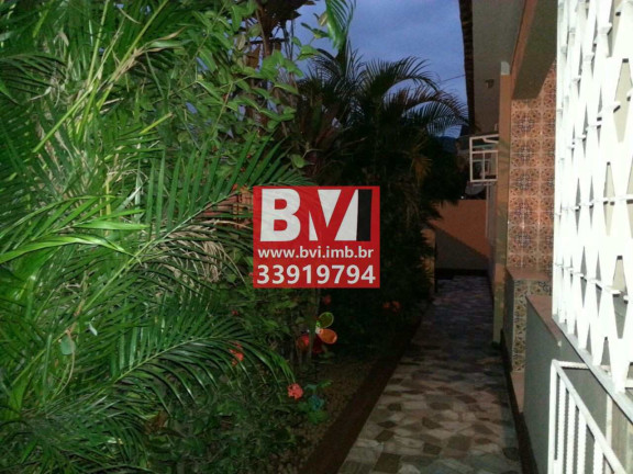 Imagem Casa com 4 Quartos à Venda, 160 m² em Irajá - Rio De Janeiro Imagem Casa com 4 Quartos à Venda, 160 m² em Irajá - Rio De Janeiro