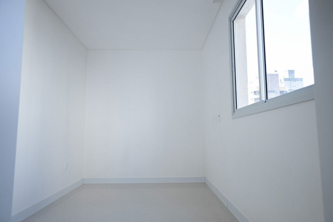 Imagem Apartamento com 3 Quartos à Venda, 96 m² em Meia Praia - Itapema