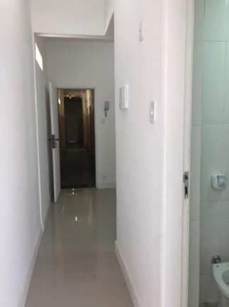 Imagem Apartamento com 1 Quarto à Venda, 30 m² em Copacabana - Rio De Janeiro