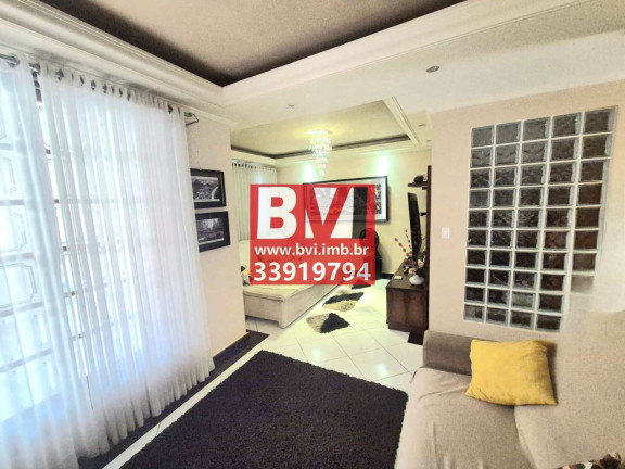 Imagem Casa com 3 Quartos à Venda, 230 m² em Vila Kosmos - Rio De Janeiro Imagem Casa com 3 Quartos à Venda, 230 m² em Vila Kosmos - Rio De Janeiro
