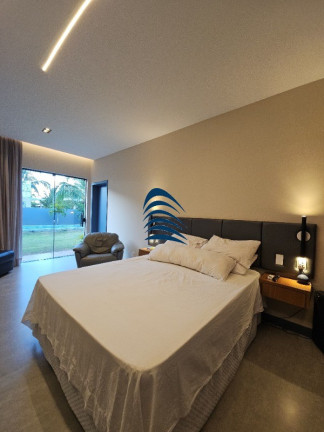 Imagem Casa com 3 Quartos à Venda, 270 m² em Busca Vida - Camaçari