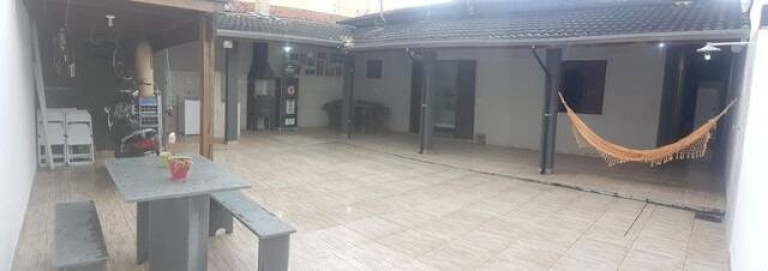 Casa com 2 Quartos à Venda, 250 m² em Parque São Luís - Taubaté