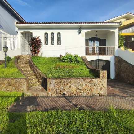Casa com 3 Quartos à Venda, 192 m² em Camobi - Santa Maria