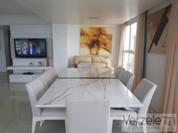 Imagem Apartamento com 4 Quartos para Temporada, 390 m² em Centro - Balneário Camboriú Imagem Apartamento com 4 Quartos para Temporada, 390 m² em Centro - Balneário Camboriú