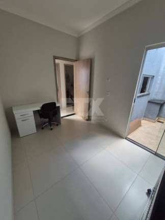 Imagem Casa com 2 Quartos à Venda, 100 m² em Parque Residencial Rita Vieira - Campo Grande