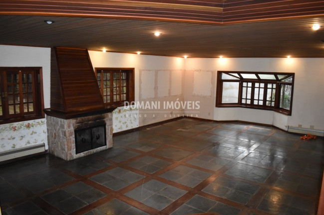 Imagem Casa com 6 Quartos à Venda, 530 m² em Região Do Atalaia - Campos Do Jordão