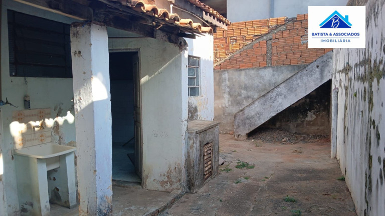 Imagem Casa com 2 Quartos à Venda, 220 m² em Jardim São Fernando - Campinas