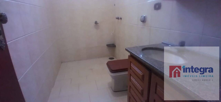 Imagem Casa com 3 Quartos à Venda, 330 m² em Jardim Senador Vergueiro - Limeira Imagem Casa com 3 Quartos à Venda, 330 m² em Jardim Senador Vergueiro - Limeira