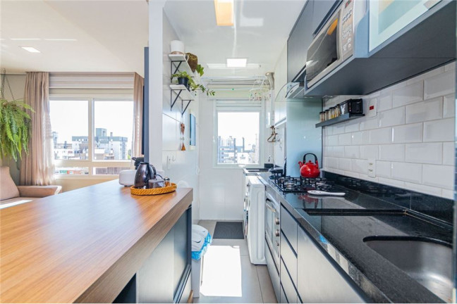 Imagem Apartamento com 2 Quartos à Venda, 56 m² em Menino Deus - Porto Alegre