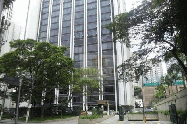 Sala Comercial à Venda ou Locação, 562 m² em Brooklin Novo - São Paulo